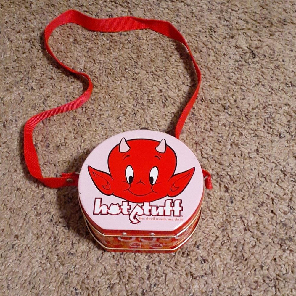 Hot Stuff tin mini purse
